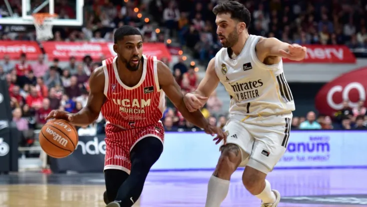 dejulius campazzo ucam cb