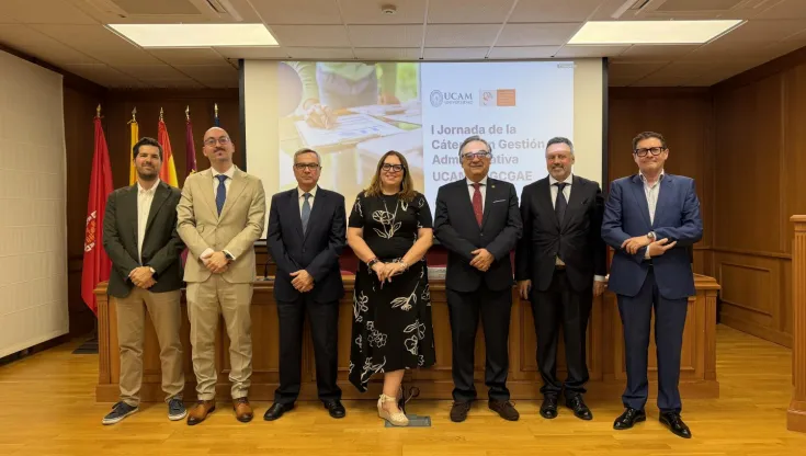 Mesa inaugural de la I Jornada de la Cátedra en Gestión Administrativa.