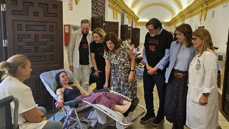 La presidenta de la UCAM acompañó a la jefa de servicio de la Organización Nacional de Trasplantes y al coordinador Regional de Trasplantes en su visita a los puestos de extracción instalados en la UCAM