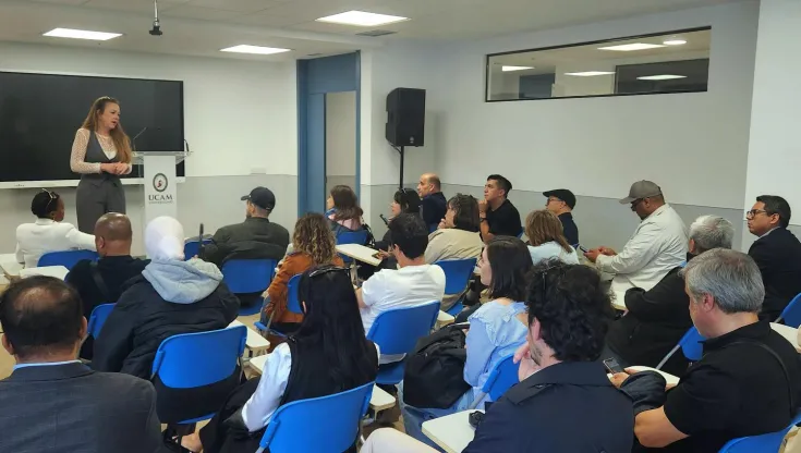 Delegados internacionales en un aula del Campus de Madrid.
