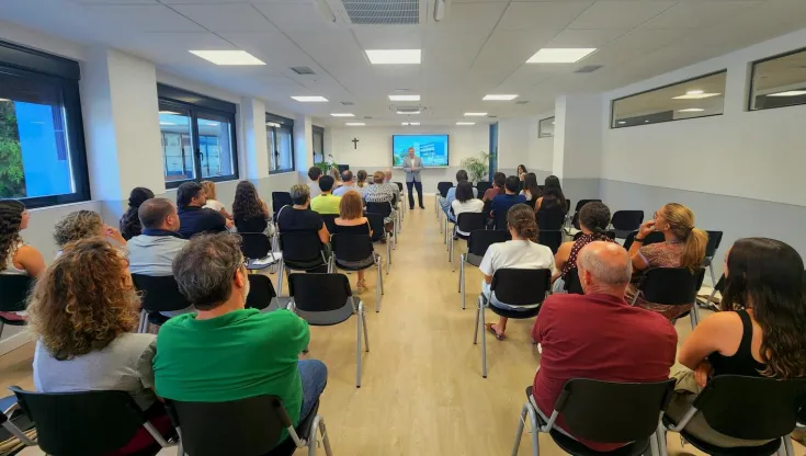 Un aula del Campus acoge a futuros estudiantes y sus familias