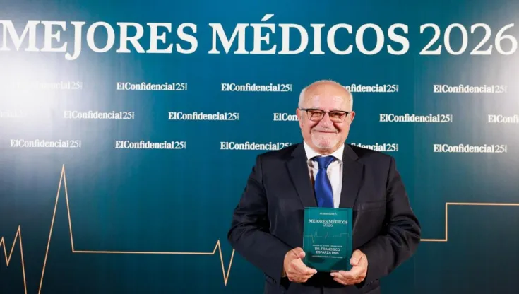 Esparza premio el confidencial